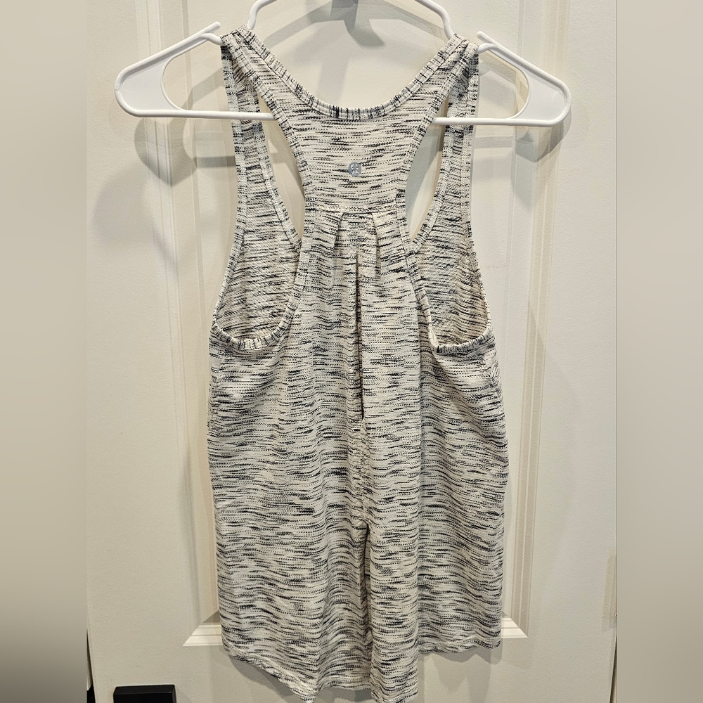 Lululemon Split Back Workout Top - image 2